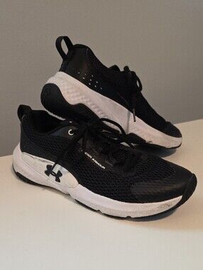 Under Armour Charged Black and White Athletic Shoes / Size 8.5